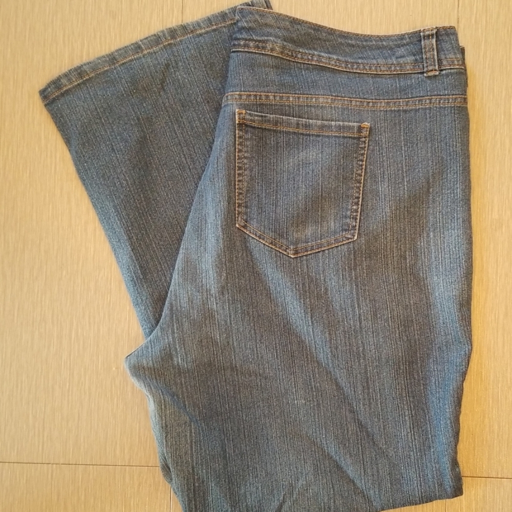 Jeans - Picture 4 of 5